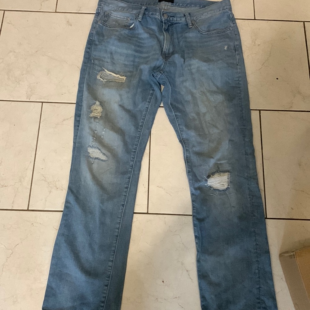 Uniqlo Distressed Jeans